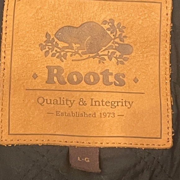 ROOTS Women's Winter Jacket Wool Viscose Blend with Belt Coat Size Large - Picture 11 of 12